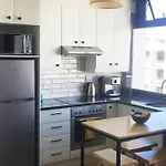 Stylish Studio With Swimming Pool In The City Bowl