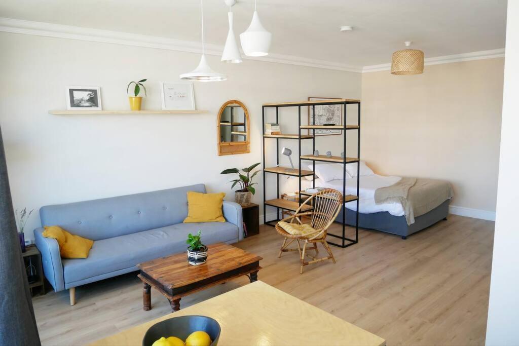Apartment Stylish With Swimming Pool In The Bowl *